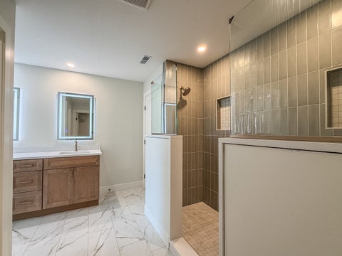 Tiny photo for 508 N Beacon Hill Circle, Urbana, IL 61802 (MLS # 12745547)