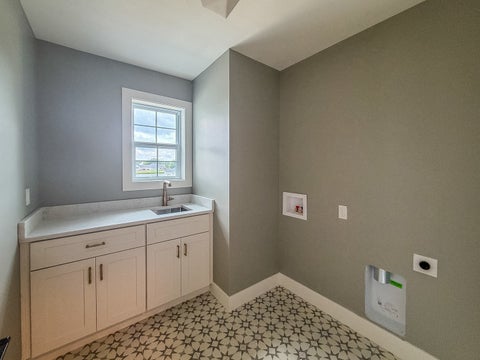 Tiny photo for 508 N Beacon Hill Circle, Urbana, IL 61802 (MLS # 12745547)