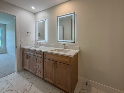 Tiny photo for 508 N Beacon Hill Circle, Urbana, IL 61802 (MLS # 12745547)