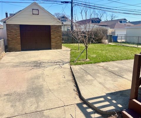 Tiny photo for 8419 S Wood Street, Chicago, IL 60620 (MLS # 12604487)