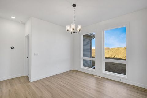 Tiny photo for 1412 Tinley Lane, Mahomet, IL 61853 (MLS # 12614895)