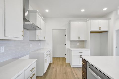 Tiny photo for 1412 Tinley Lane, Mahomet, IL 61853 (MLS # 12614895)