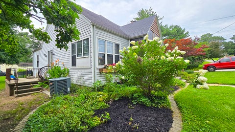 Tiny photo for 725 Magnolia Avenue, Mt Vernon, IL 62864 (MLS # 12702293)