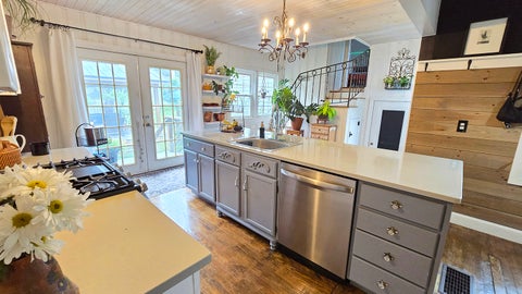 Tiny photo for 725 Magnolia Avenue, Mt Vernon, IL 62864 (MLS # 12702293)