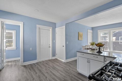 Tiny photo for 2410 18TH Avenue, Moline, IL 61265 (MLS # QC4269618)