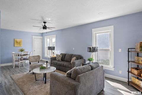 Tiny photo for 2410 18TH Avenue, Moline, IL 61265 (MLS # QC4269618)