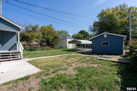 Tiny photo for 2410 18TH Avenue, Moline, IL 61265 (MLS # QC4269618)