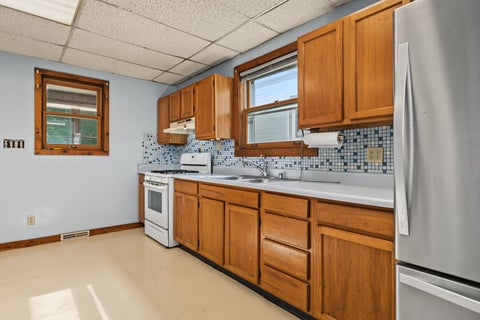 Tiny photo for 1212 W Olive Street, Bloomington, IL 61701 (MLS # 12777766)