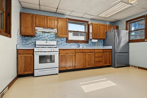 Tiny photo for 1212 W Olive Street, Bloomington, IL 61701 (MLS # 12777766)