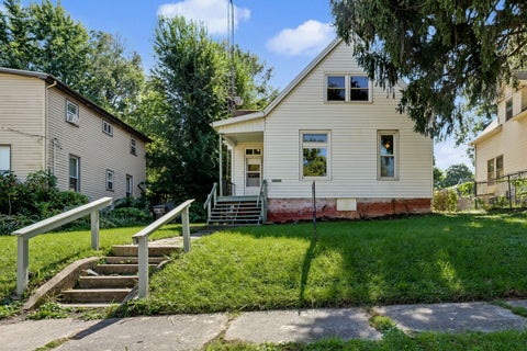 Tiny photo for 1212 W Olive Street, Bloomington, IL 61701 (MLS # 12777766)