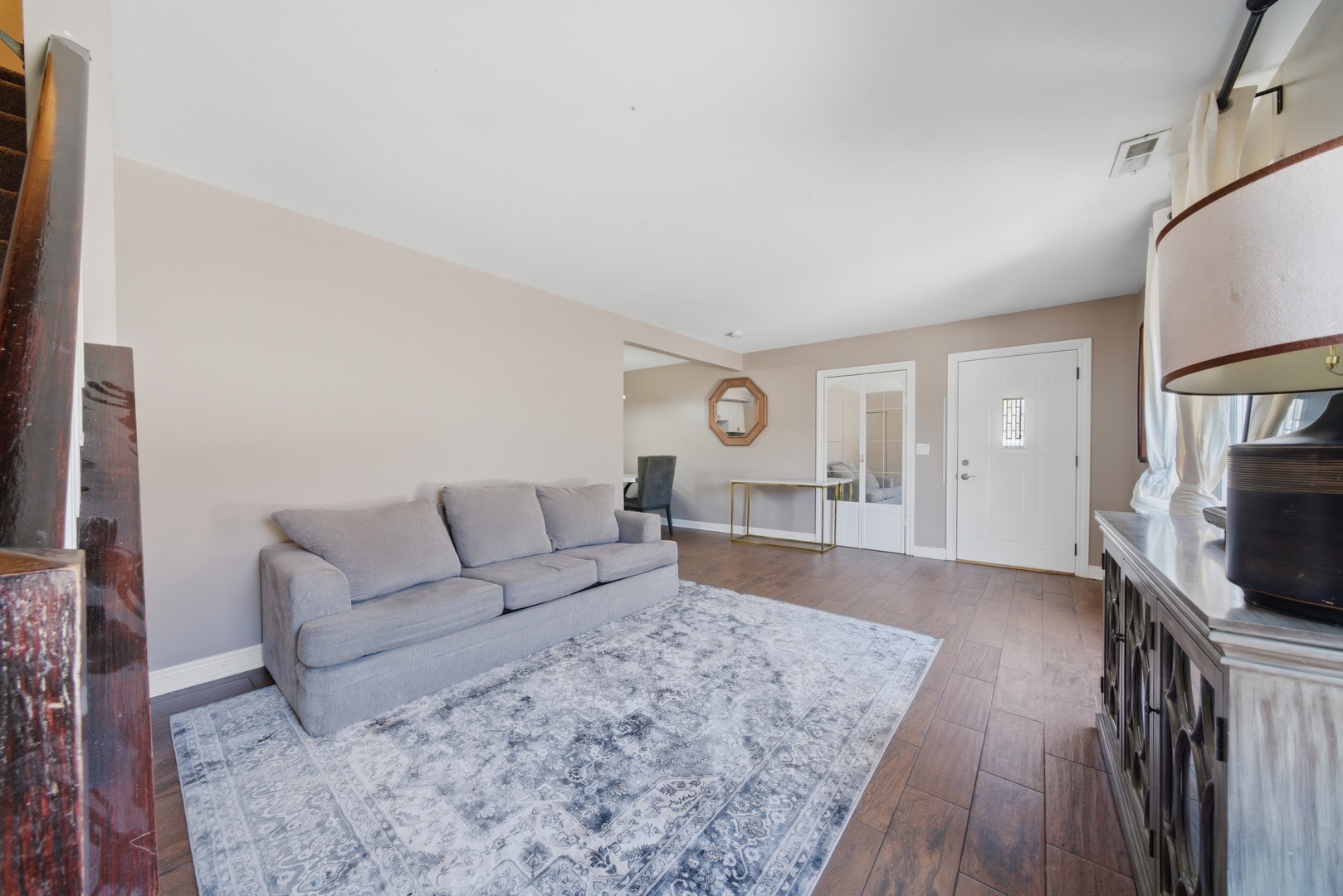 805 Wellington Avenue 805