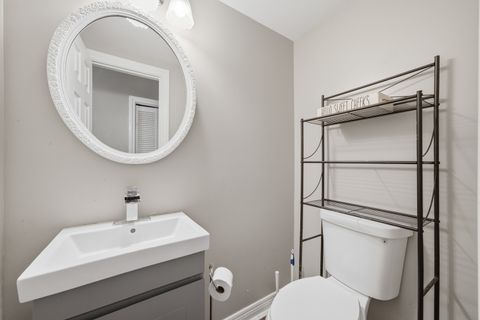 Tiny photo for 805 Wellington Avenue #805, Elk Grove Village, IL 60007 (MLS # 12590956)