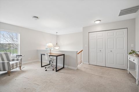 Tiny photo for 1158 Orangery Court, Carol Stream, IL 60188 (MLS # 12623562)