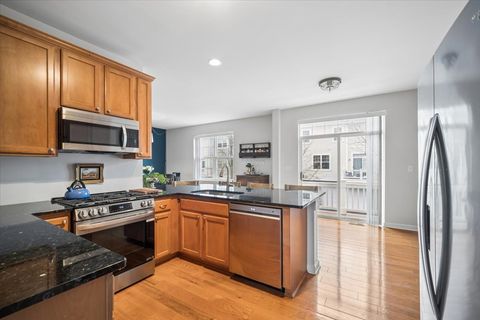 Tiny photo for 1158 Orangery Court, Carol Stream, IL 60188 (MLS # 12623562)