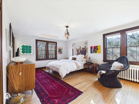 Tiny photo for 2640 St Johns Avenue, Highland Park, IL 60035 (MLS # 12577783)