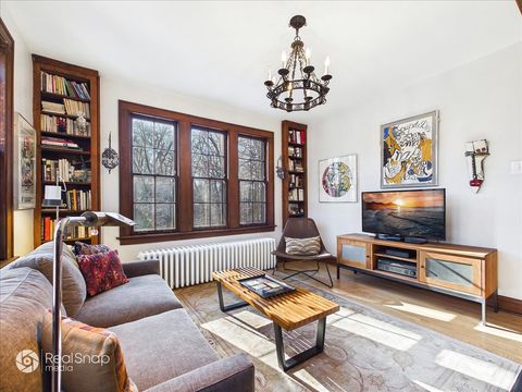 Tiny photo for 2640 St Johns Avenue, Highland Park, IL 60035 (MLS # 12577783)