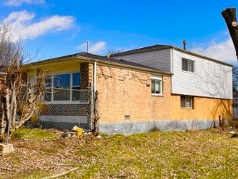 Tiny photo for 6909 S Ada Street, Chicago, IL 60636 (MLS # 12603783)