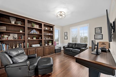 Tiny photo for 10825 Green Manor Court, Orland Park, IL 60467 (MLS # 12583458)