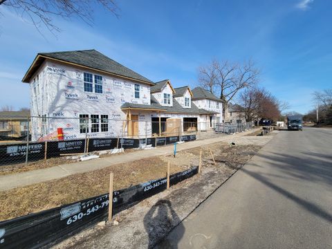 Tiny photo for 5804 58th Street #5804, Clarendon Hills, IL 60514 (MLS # 12505145)