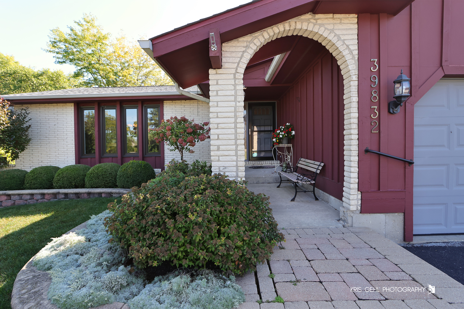 39832 N Crabapple Drive