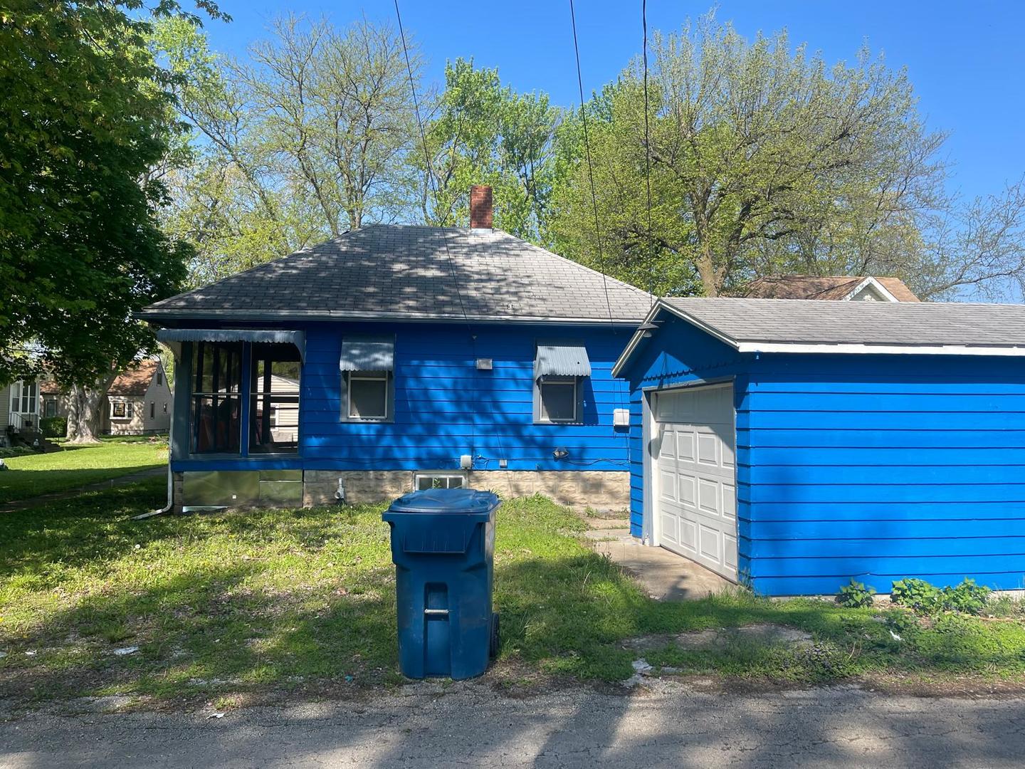 244 N 7th Avenue