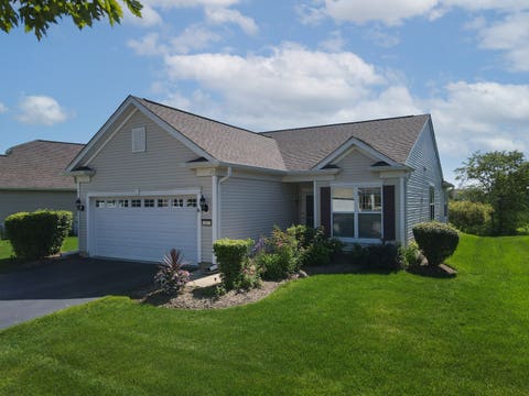 Photo of 3423 Epstein Circle, Mundelein, IL 60060 (MLS # 12697283)