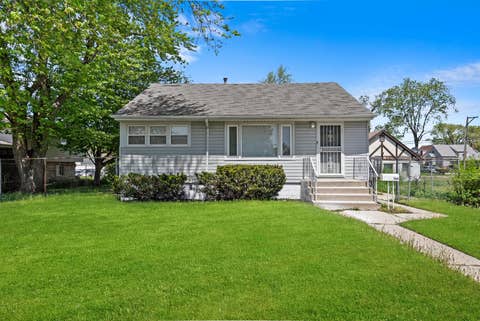 Tiny photo for 760 Sibley Boulevard, Calumet City, IL 60409 (MLS # 12697006)