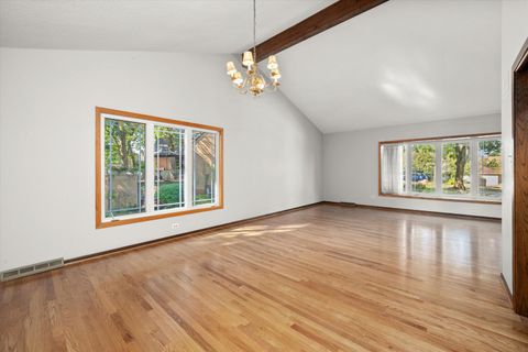 Tiny photo for 9047 W Oak Crest Court, Palos Hills, IL 60465 (MLS # 12529917)