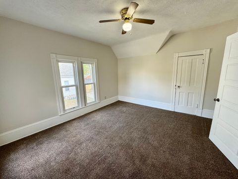 Tiny photo for 304 S Prairie Street, Bloomington, IL 61701 (MLS # 12489582)