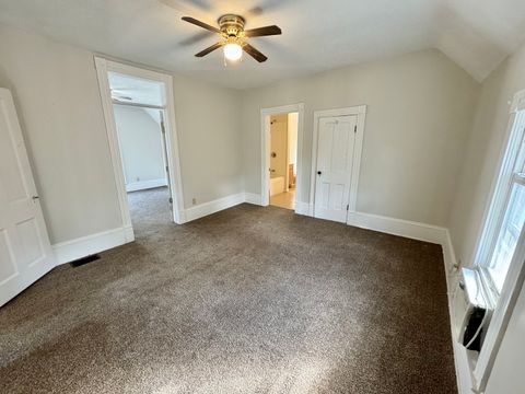 Tiny photo for 304 S Prairie Street, Bloomington, IL 61701 (MLS # 12489582)