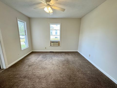 Tiny photo for 304 S Prairie Street, Bloomington, IL 61701 (MLS # 12489582)