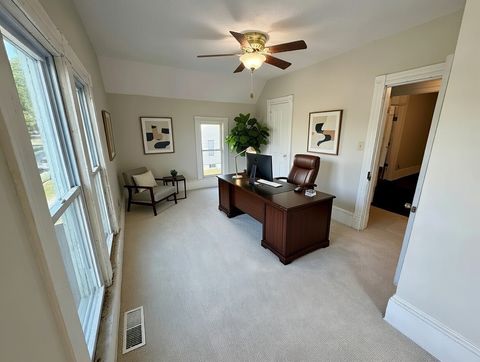 Tiny photo for 304 S Prairie Street, Bloomington, IL 61701 (MLS # 12489582)