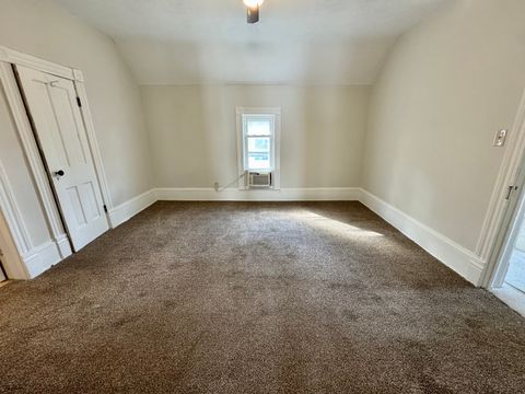 Tiny photo for 304 S Prairie Street, Bloomington, IL 61701 (MLS # 12489582)