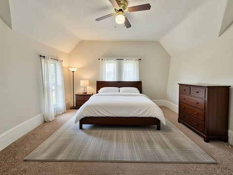 Tiny photo for 304 S Prairie Street, Bloomington, IL 61701 (MLS # 12489582)