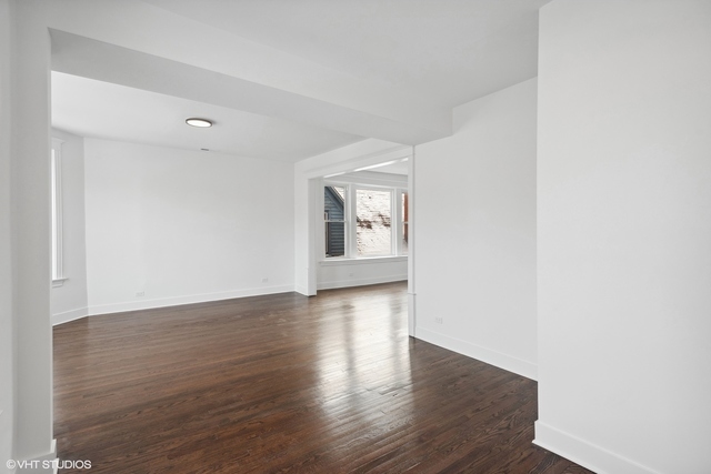 2229 W Augusta Boulevard