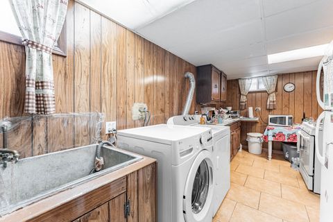 Tiny photo for 3640 Hawthorne Street, Franklin Park, IL 60131 (MLS # 12569903)