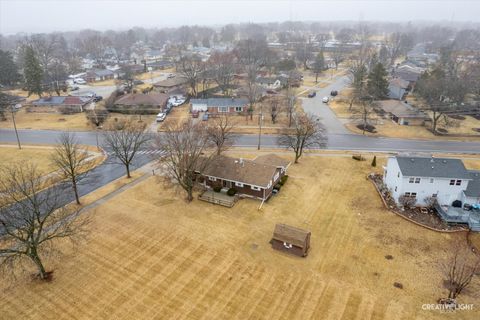 Tiny photo for 953 Sheffer Road, Aurora, IL 60505 (MLS # 12585293)