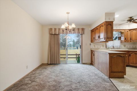 Tiny photo for 953 Sheffer Road, Aurora, IL 60505 (MLS # 12585293)