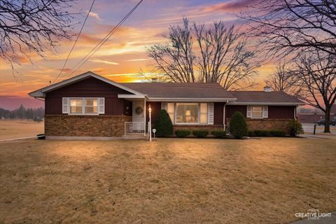 Tiny photo for 953 Sheffer Road, Aurora, IL 60505 (MLS # 12585293)