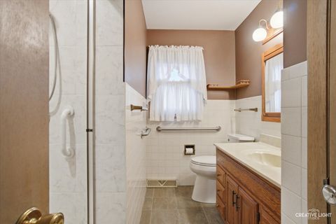 Tiny photo for 953 Sheffer Road, Aurora, IL 60505 (MLS # 12585293)