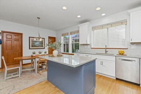 Tiny photo for 306 Lasalle Street, Vernon Hills, IL 60061 (MLS # 12557745)