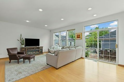 Tiny photo for 306 Lasalle Street, Vernon Hills, IL 60061 (MLS # 12557745)