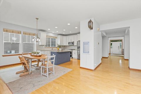 Tiny photo for 306 Lasalle Street, Vernon Hills, IL 60061 (MLS # 12557745)