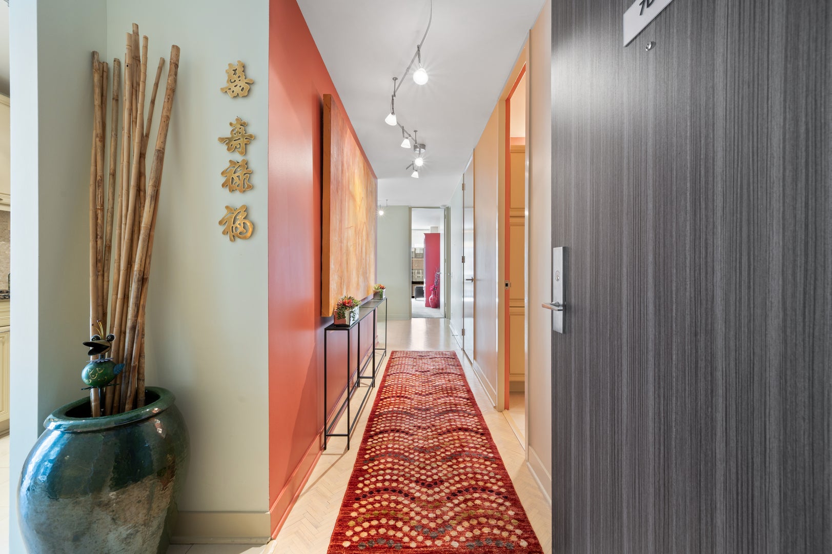 200 E Delaware Place 7D