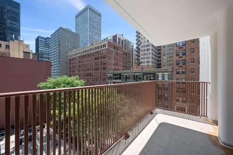 Tiny photo for 200 E Delaware Place #7D, Chicago, IL 60611 (MLS # 12723437)