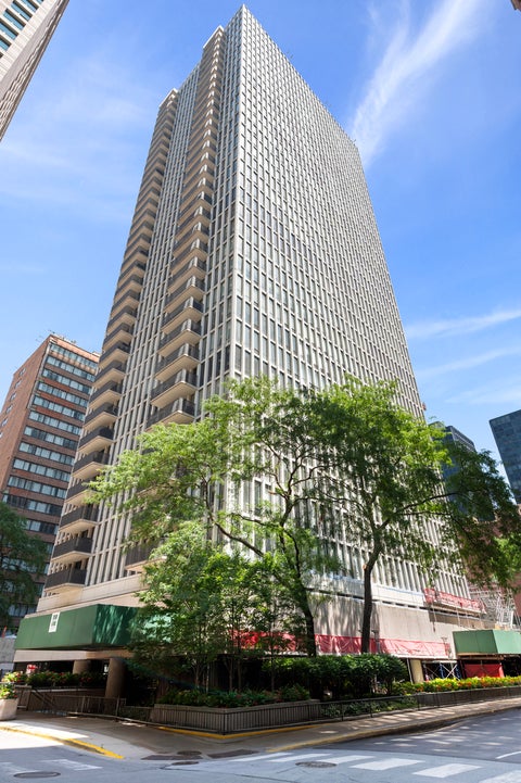 Tiny photo for 200 E Delaware Place #7D, Chicago, IL 60611 (MLS # 12723437)