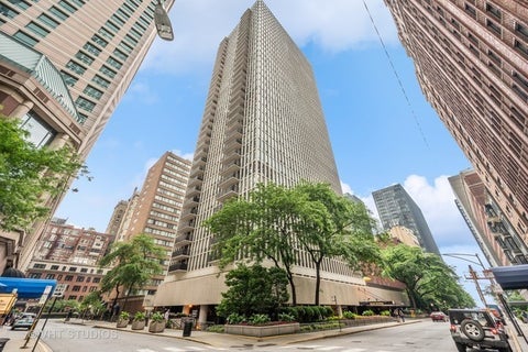 Tiny photo for 200 E Delaware Place #7D, Chicago, IL 60611 (MLS # 12723437)