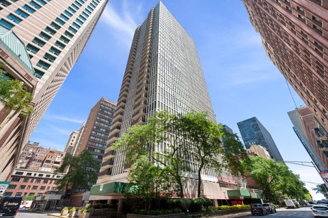Photo of 200 E Delaware Place #7D, Chicago, IL 60611 (MLS # 12723437)