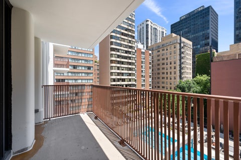 Tiny photo for 200 E Delaware Place #7D, Chicago, IL 60611 (MLS # 12723437)
