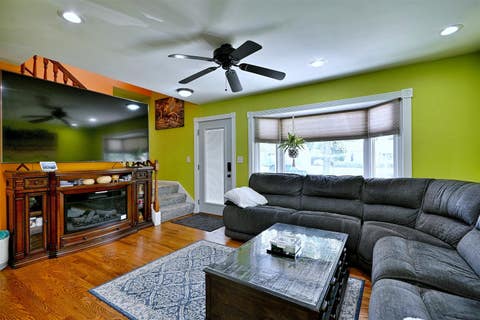 Tiny photo for 214 N William Street, Mount Prospect, IL 60056 (MLS # 12732805)